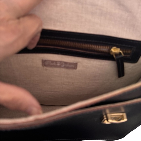 Mark and Graham Navy Leather Messenger Bag Work Travel Crossbody - Picture 6 of 13